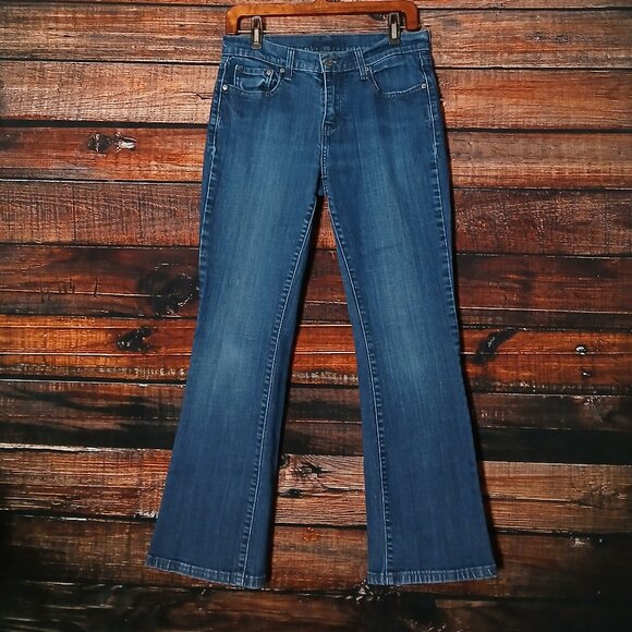 Levis Jeans Size 8 Boot Cut Mid Rise Studded Pockets Blue Denim Stretch - Picture 2 of 9